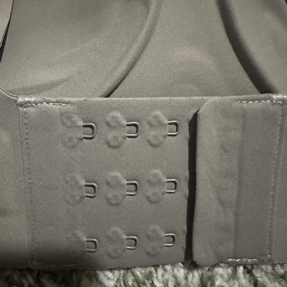 UROAGOUS Seamless Comfort Bra - Brown | Gray - Picture 7 of 9